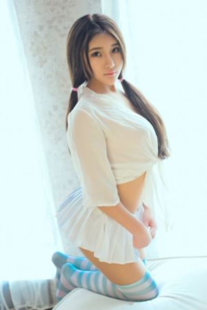 厨房抱住岳激情_在线观看免费版